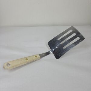 Vtg Robinson Knife Co Stainless Steel Short Slotted Spatula Turner Wooden Handle